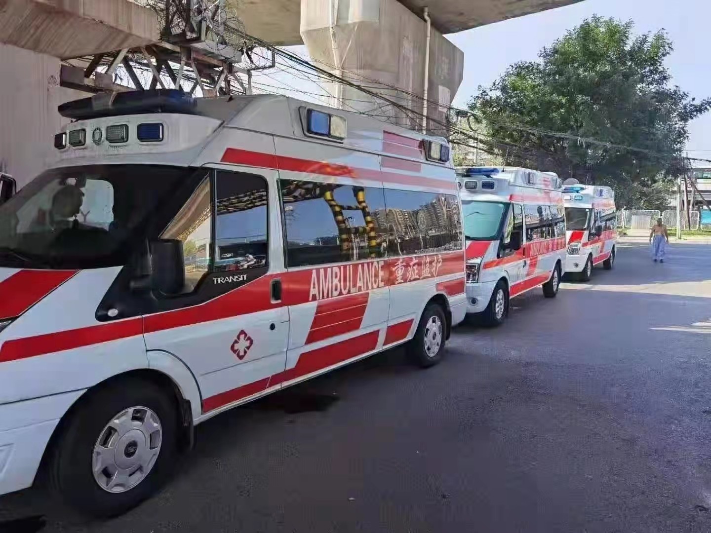 楚雄市救护车出租